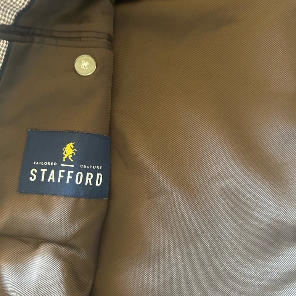 Stafford Men's Tan Patterned Blazer - Picture 5 of 7